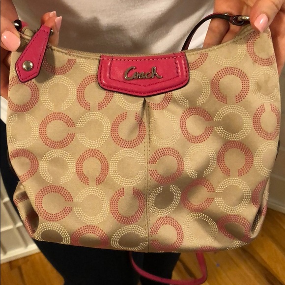 Coach Signature C Crossbody - Picture 2 of 8